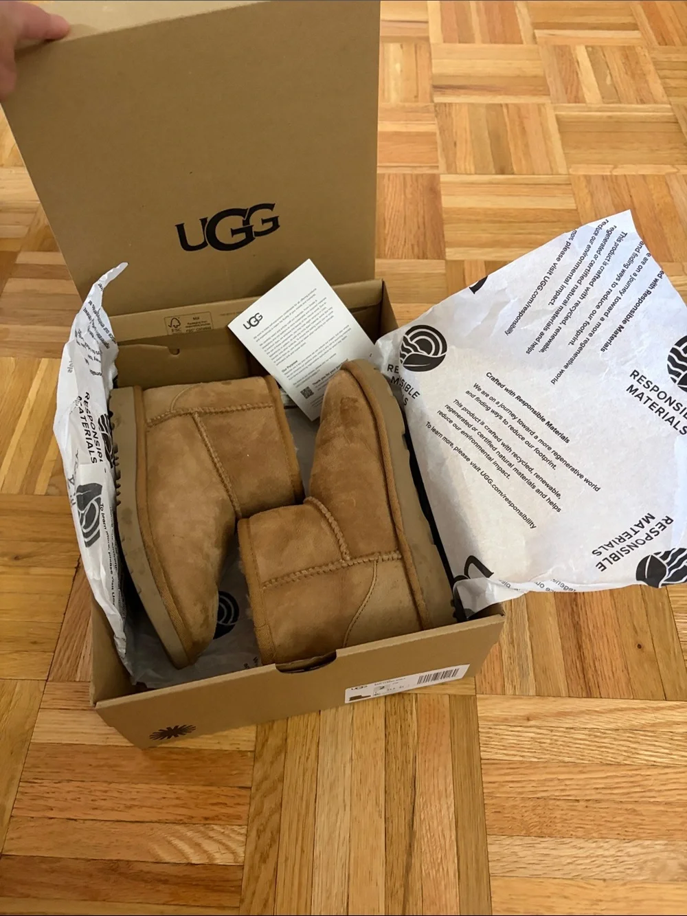 UGG Kids Size 2 Chestnut Suede Shearling Slip-On Boots - Hardly Worn!